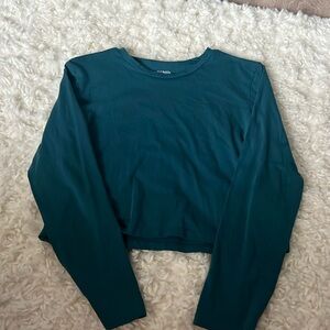 Wild fable teal cropped long sleeve